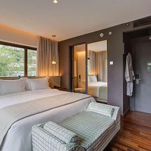 Qoya Hotel Sao Paulo Curio Collection By Hilton